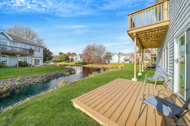 $615,000 | 113 Lakebridge Drive North, Kings Park, NY 11754