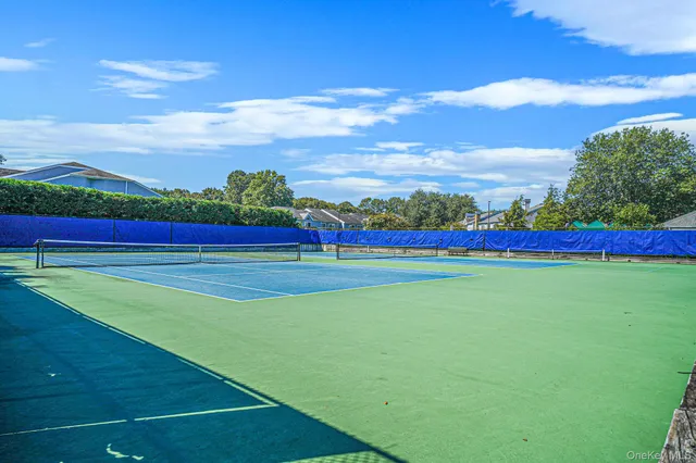 $615,000 | 113 Lakebridge Drive North, Kings Park, NY 11754