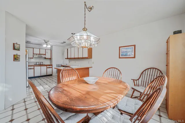 $615,000 | 113 Lakebridge Drive North, Kings Park, NY 11754