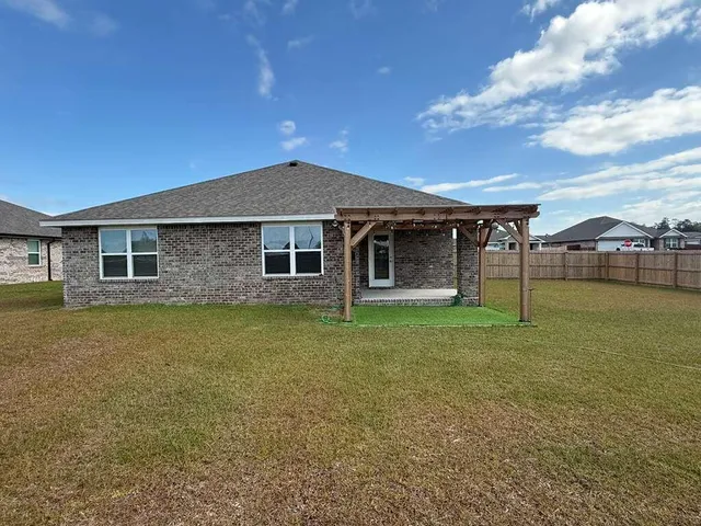 $2,000 | 5509 Silverbell Drive, Milton, FL 32583