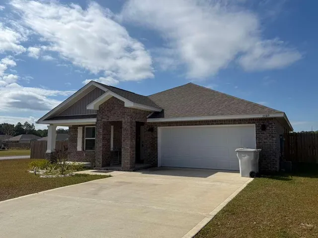 $2,000 | 5509 Silverbell Drive, Milton, FL 32583