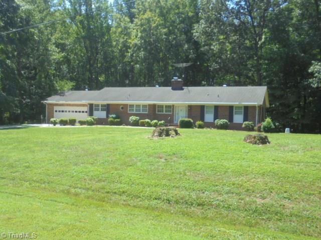 8907 Royclift Road Colfax, NC 27235 - Photo 2 of 25 Gallery Image 2