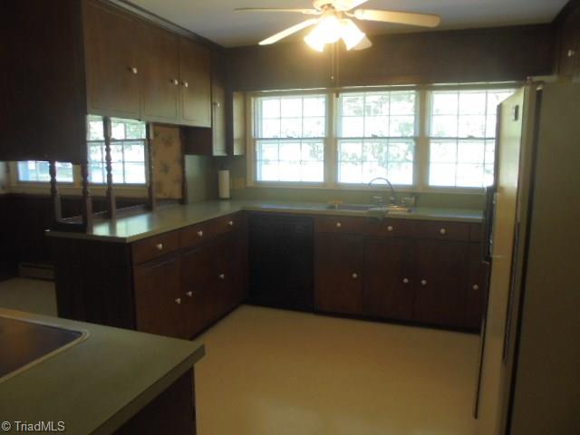 8907 Royclift Road Colfax, NC 27235 - Photo 13 of 25 Gallery Image 13