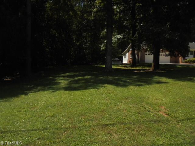 8907 Royclift Road Colfax, NC 27235 - Photo 6 of 25 Gallery Image 6