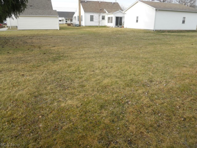 251 Harvey Street Struthers, OH 44471 - Photo 2 of 7