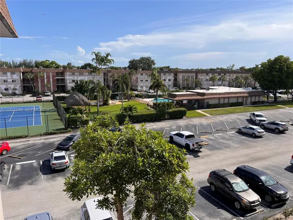 $2,200 | 8101 Southwest 24th Court, Unit 406, Davie, FL 33324