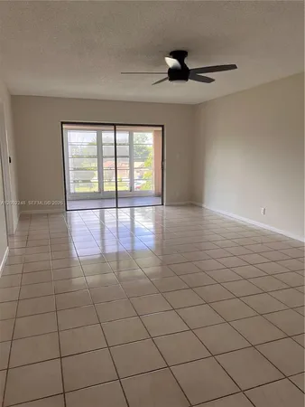 $2,200 | 8101 Southwest 24th Court, Unit 406, Davie, FL 33324