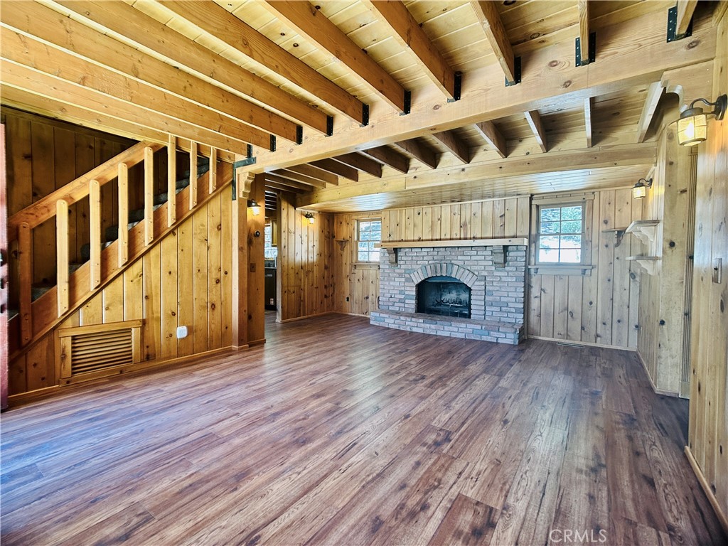 349 Golf Course Road Lake Arrowhead, CA 92352 - Photo 13 of 58 a view of an entryway with wooden floor