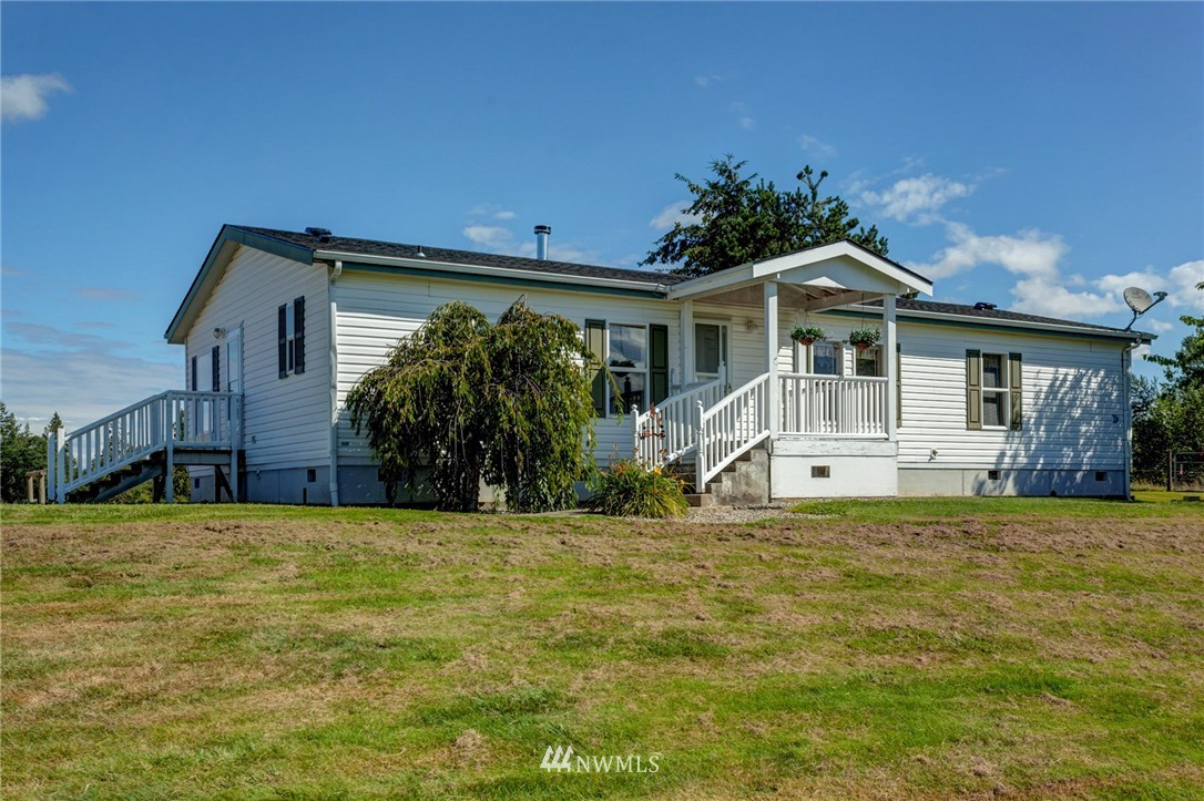 2740 East Badger Road Everson, WA 98247 - Photo 2 of 22 Gallery Image 2