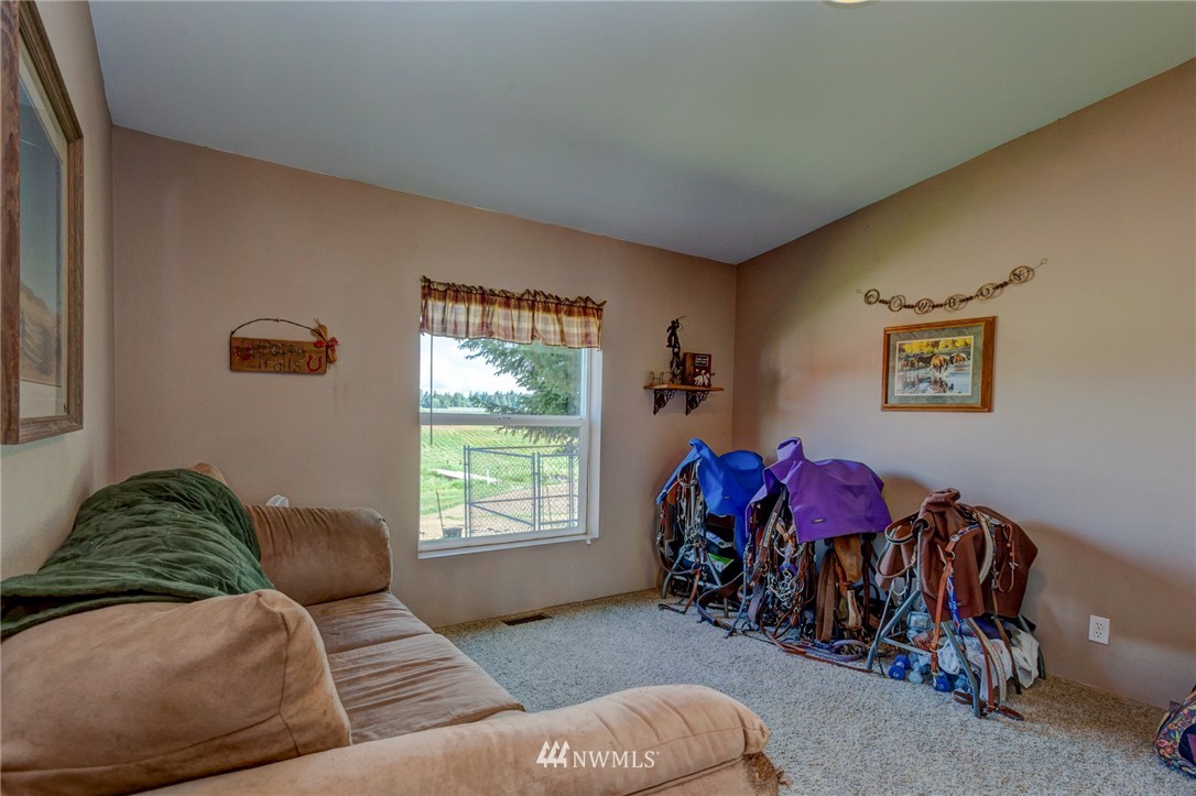 2740 East Badger Road Everson, WA 98247 - Photo 13 of 22 Gallery Image 13