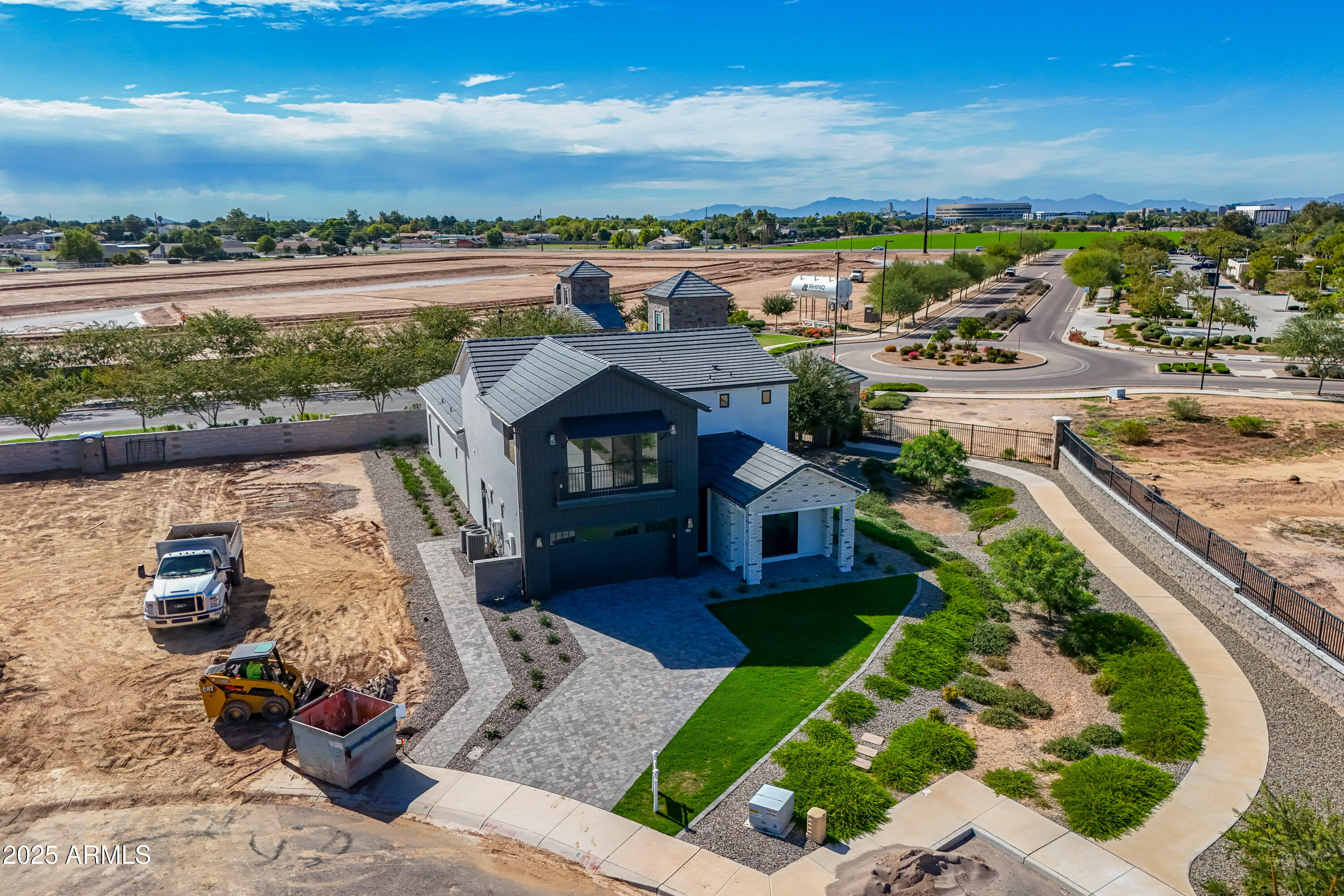 3326 South Stuart Court Gilbert, AZ 85297 - Photo 57 of 88 a terrace with outdoor seating and city view