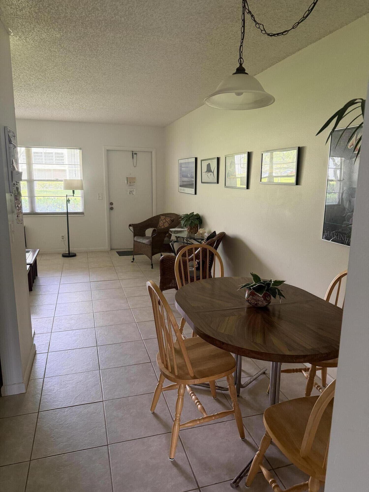 469 Mansfield K, Unit L Boca Raton, FL 33434 - Photo 8 of 9 IMG_6946