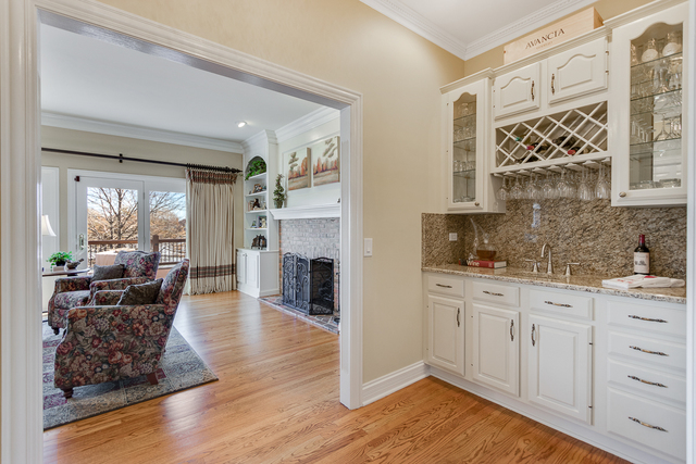 1326 Brandywine Road Libertyville, IL 60048 - Photo 11 of 49