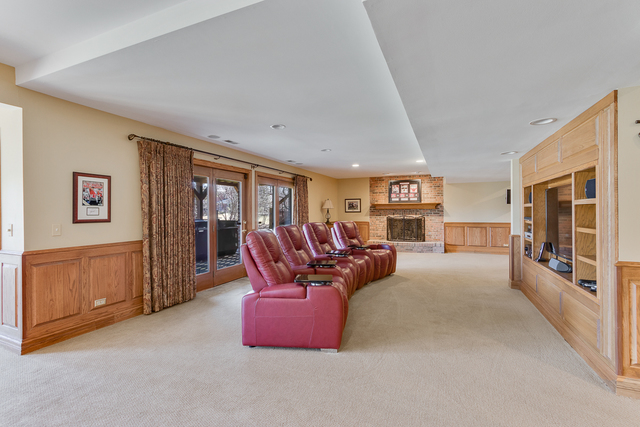 1326 Brandywine Road Libertyville, IL 60048 - Photo 32 of 49