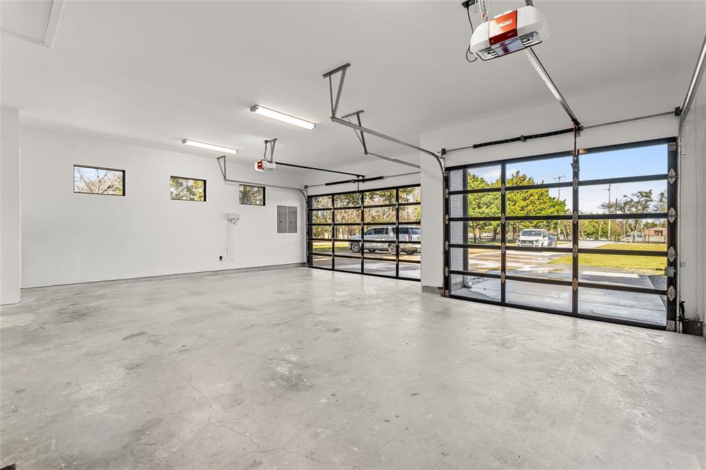 5020 Montgomery Road Midlothian, TX 76065 - Photo 35 of 40