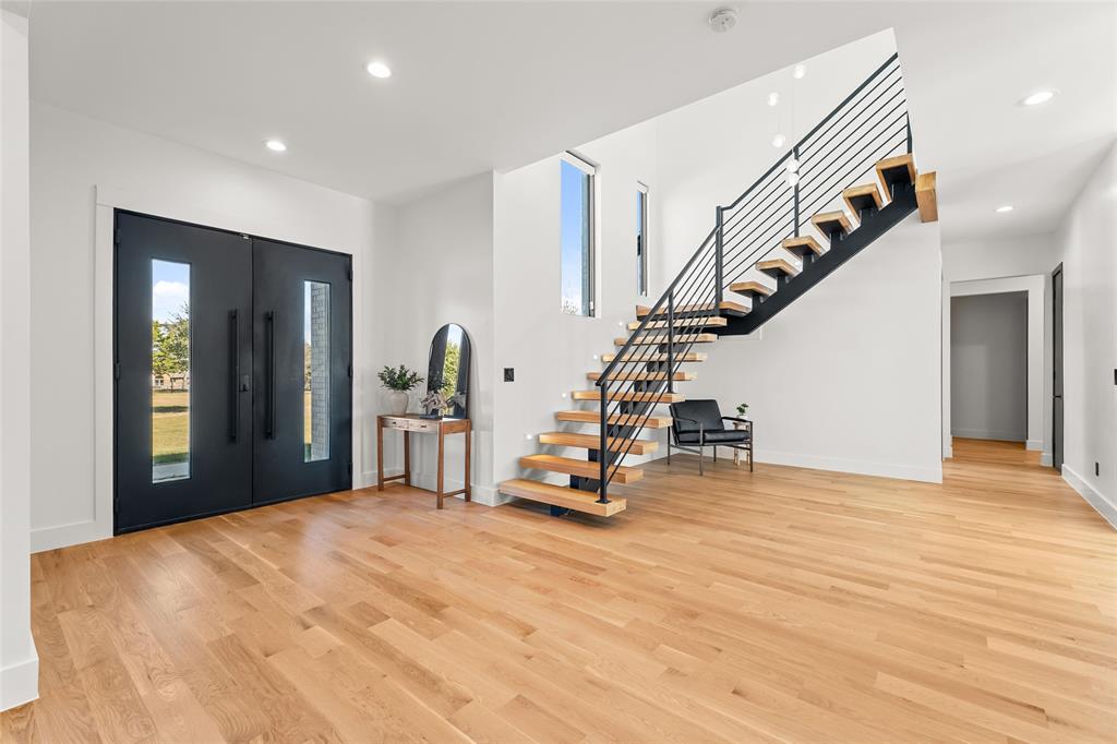 5020 Montgomery Road Midlothian, TX 76065 - Photo 8 of 40