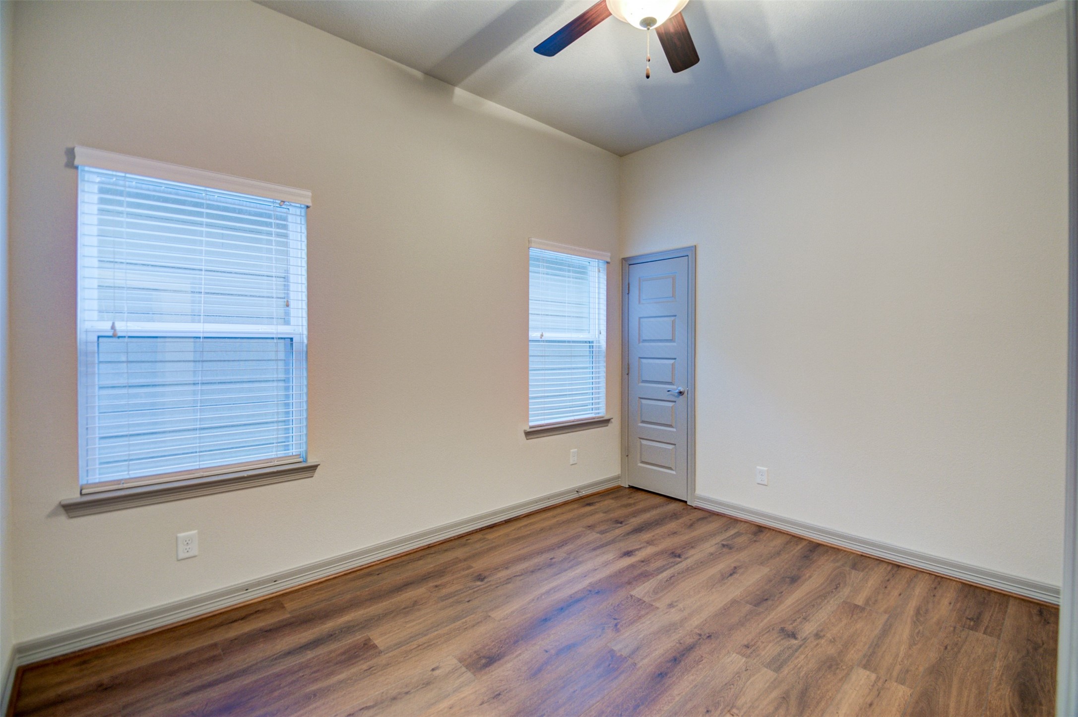5941 Kansas Street Houston, TX 77007 - Photo 15 of 21