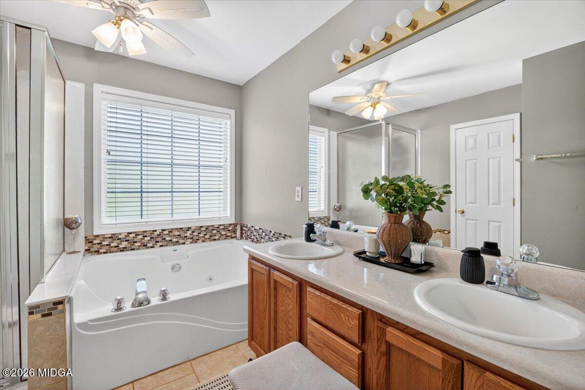 166 Howard Court Gray, GA 31032 - Photo 21 of 31 23-W7A3156