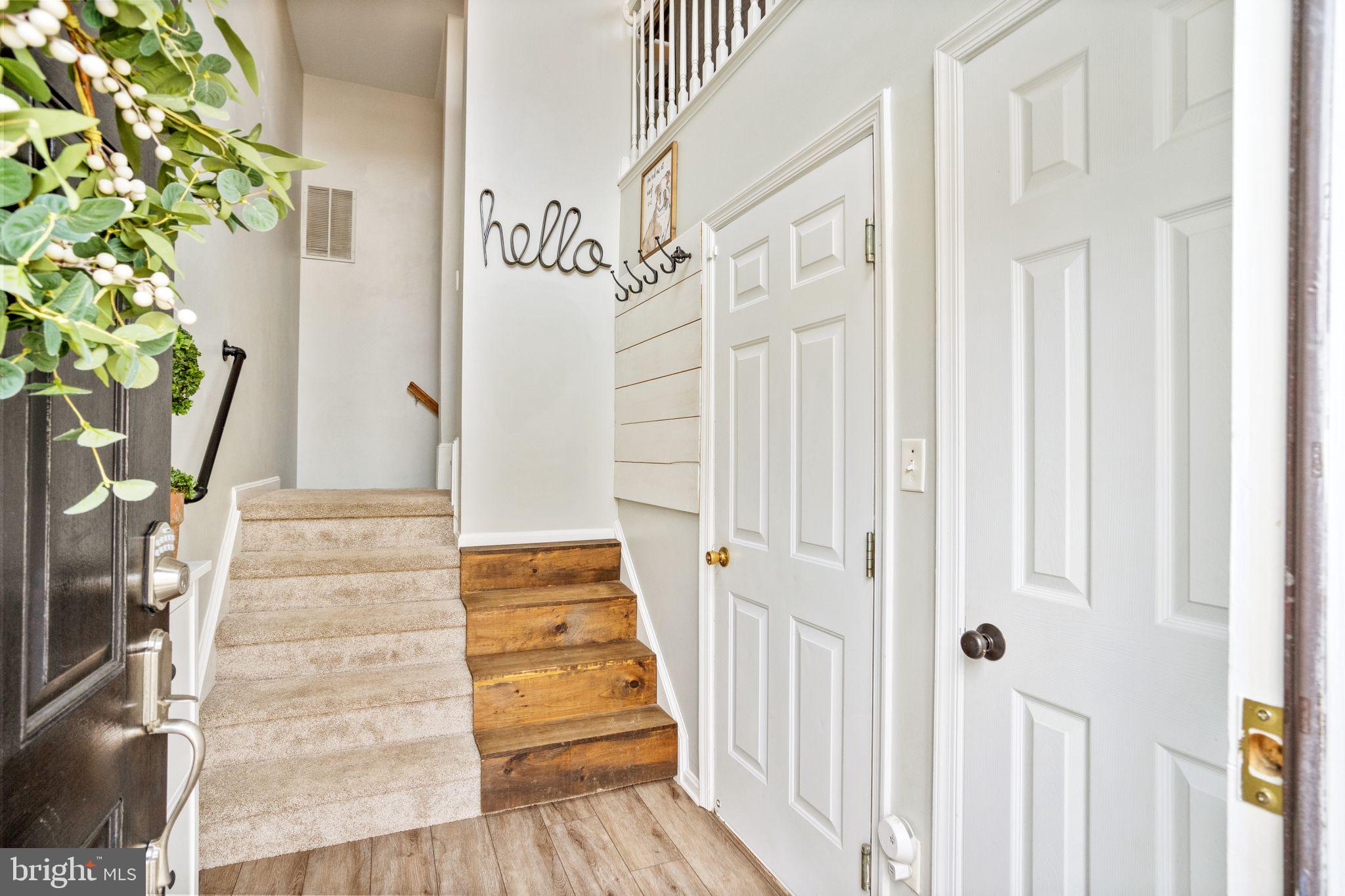 10136 Pale Rose Loop Bristow, VA 20136 - Photo 9 of 64