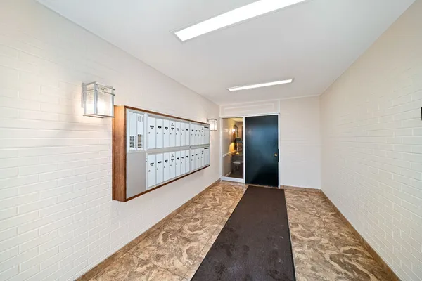 $354,900 | 701 Ridge Road, Unit 2A, Wilmette, IL 60091