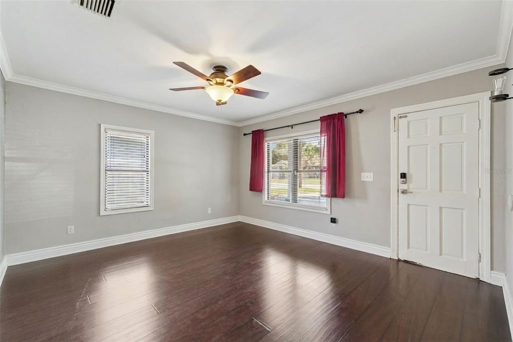 2510 Homeland Street Orlando, FL 32806 - Photo 12 of 33