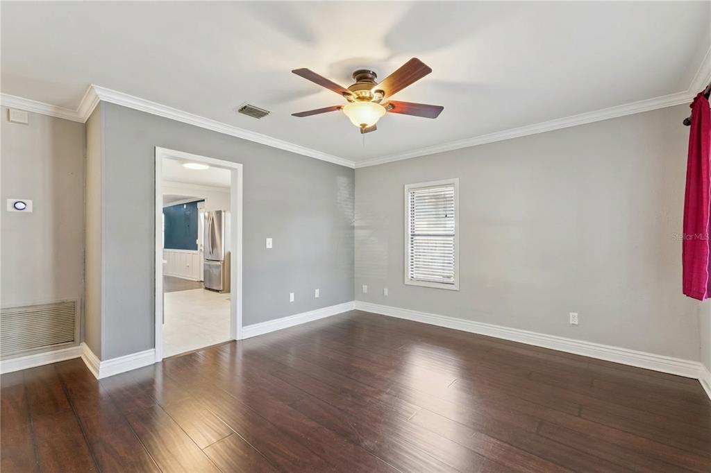 2510 Homeland Street Orlando, FL 32806 - Photo 14 of 33