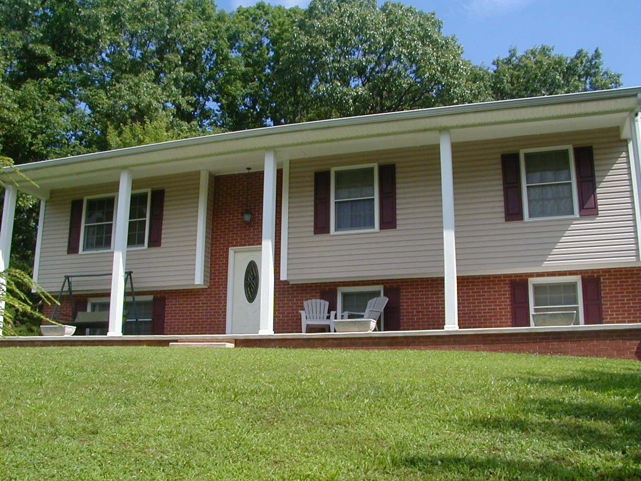 135 Kristen Forest Road Hardy, VA 24101 - Photo 1 of 7 Front View