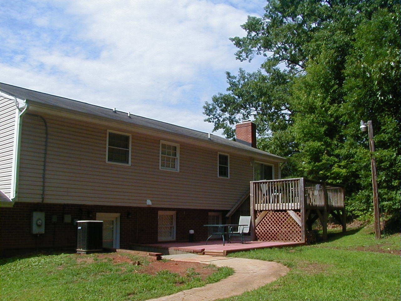 135 Kristen Forest Road Hardy, VA 24101 - Photo 2 of 7 Rear View