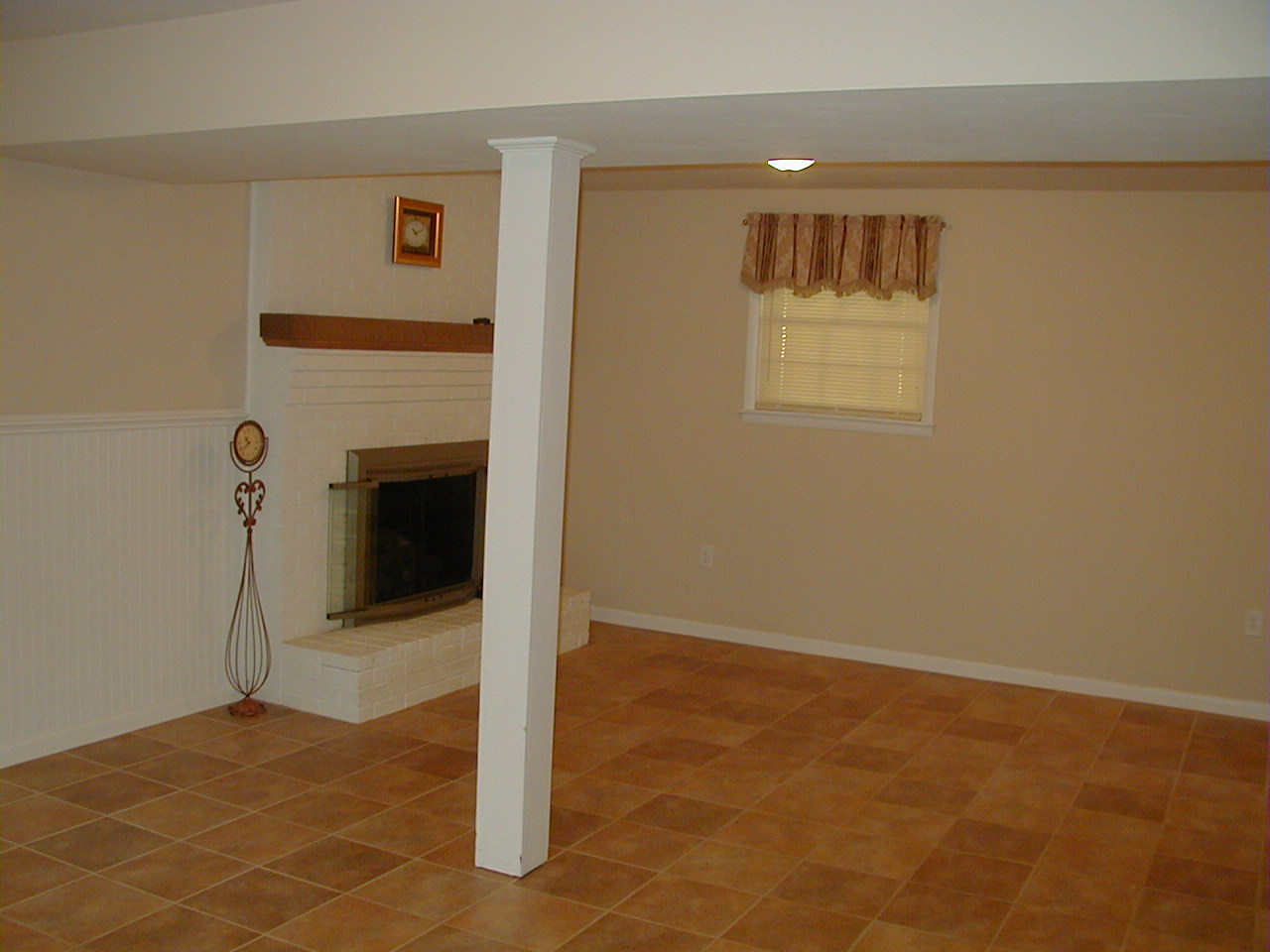 135 Kristen Forest Road Hardy, VA 24101 - Photo 7 of 7 Family Room 2
