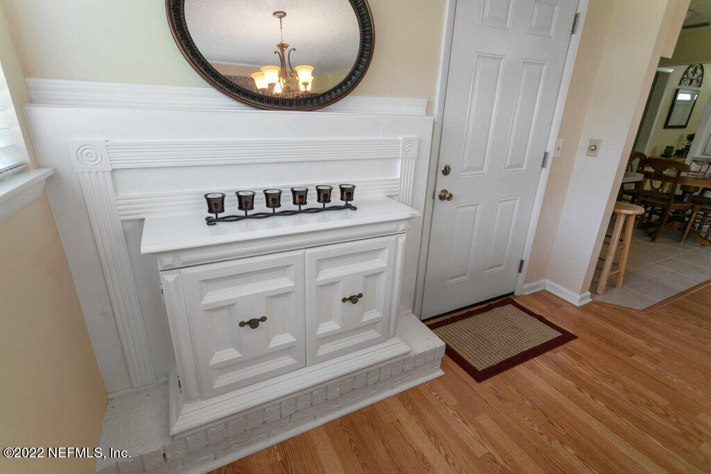 2828 Adele Road Jacksonville, FL 32216 - Photo 19 of 42 Fireplace - Dining Room