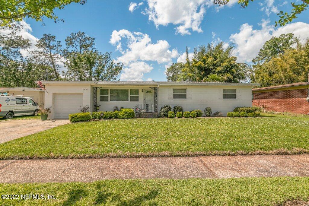 2828 Adele Road Jacksonville, FL 32216 - Photo 3 of 42 Front View 3