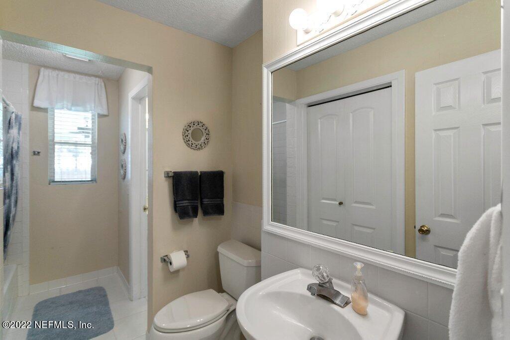 2828 Adele Road Jacksonville, FL 32216 - Photo 31 of 42 Bathroom