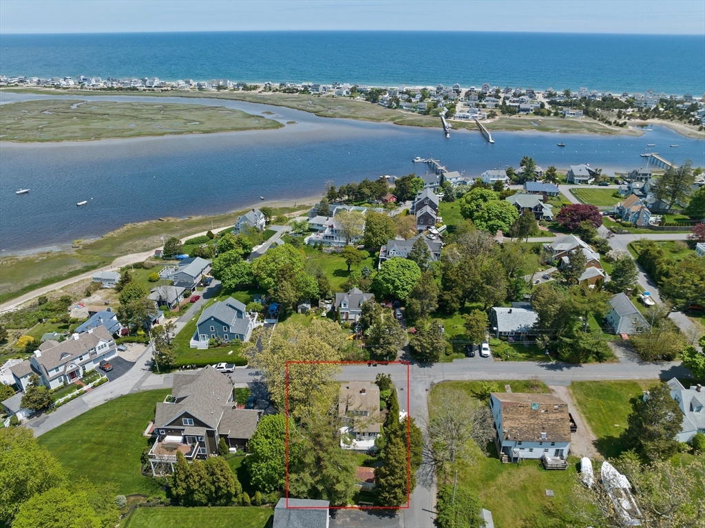 113 Columbia Road Marshfield, MA 02050 - Photo 1 of 10 Gallery Image 1