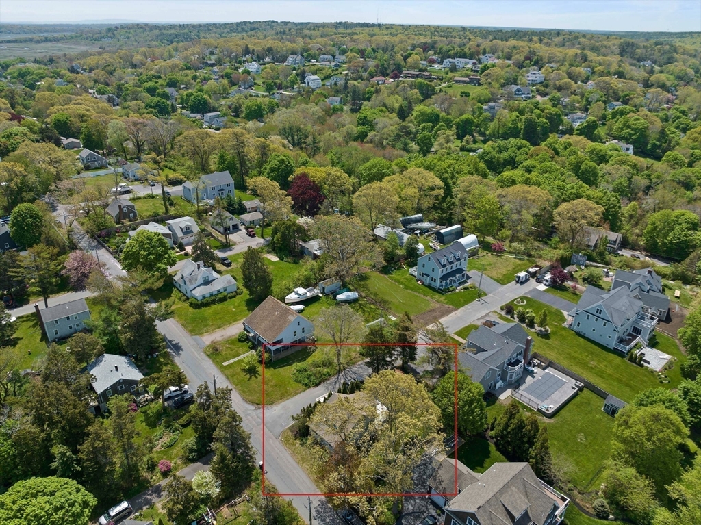 113 Columbia Road Marshfield, MA 02050 - Photo 8 of 10 Gallery Image 8