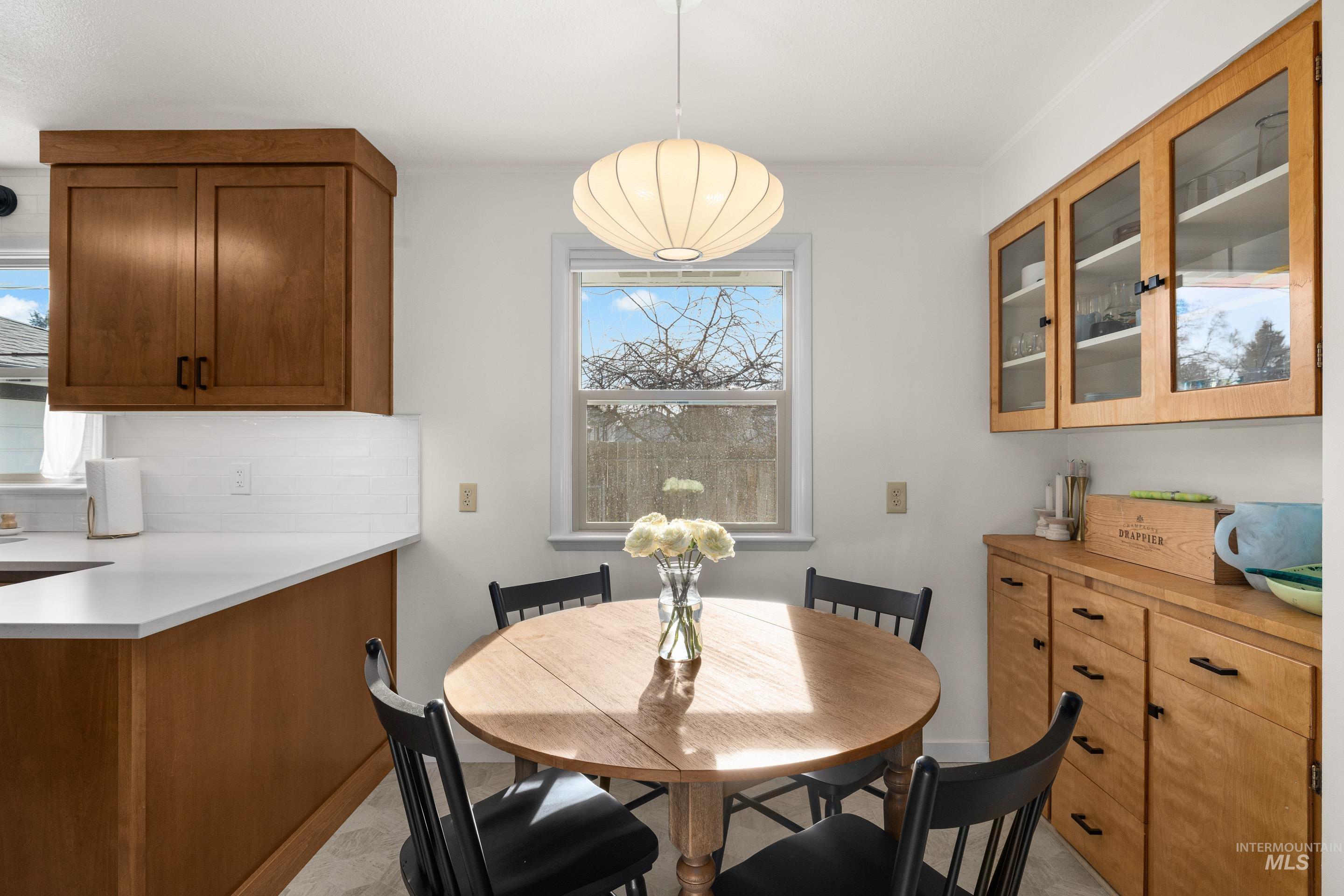 1010 Forrest Street Boise, ID 83705 - Photo 11 of 50 Dining room with plenty of natural light