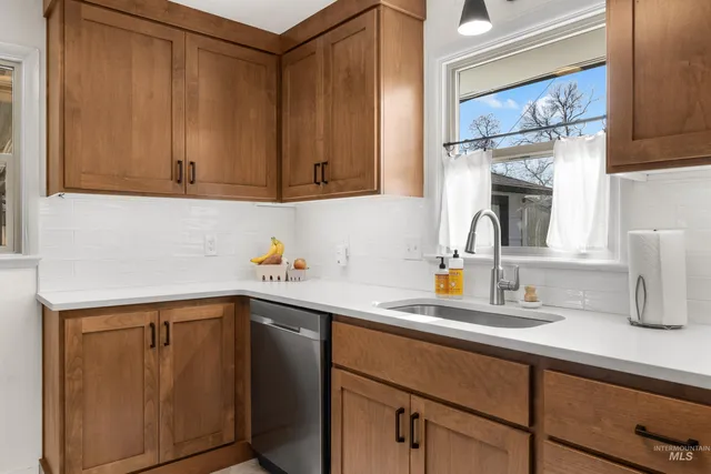 $589,000 | 1010 Forrest Street, Boise, ID 83705