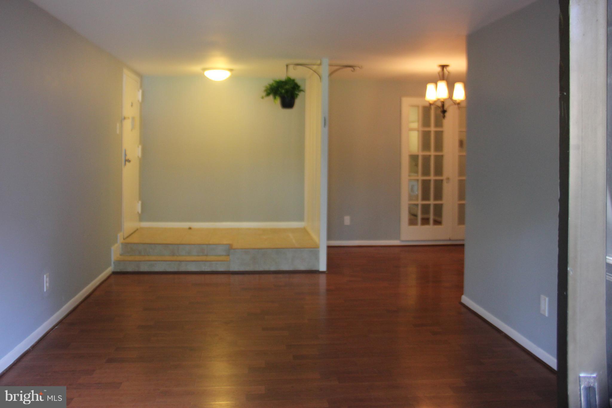 11240 Chestnut Grove Square, Unit 360 Reston, VA 20190 - Photo 11 of 29 Living Room