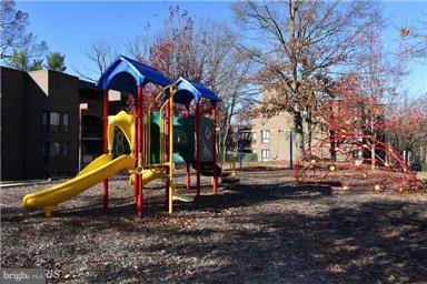 11240 Chestnut Grove Square, Unit 360 Reston, VA 20190 - Photo 29 of 29 Tot lots