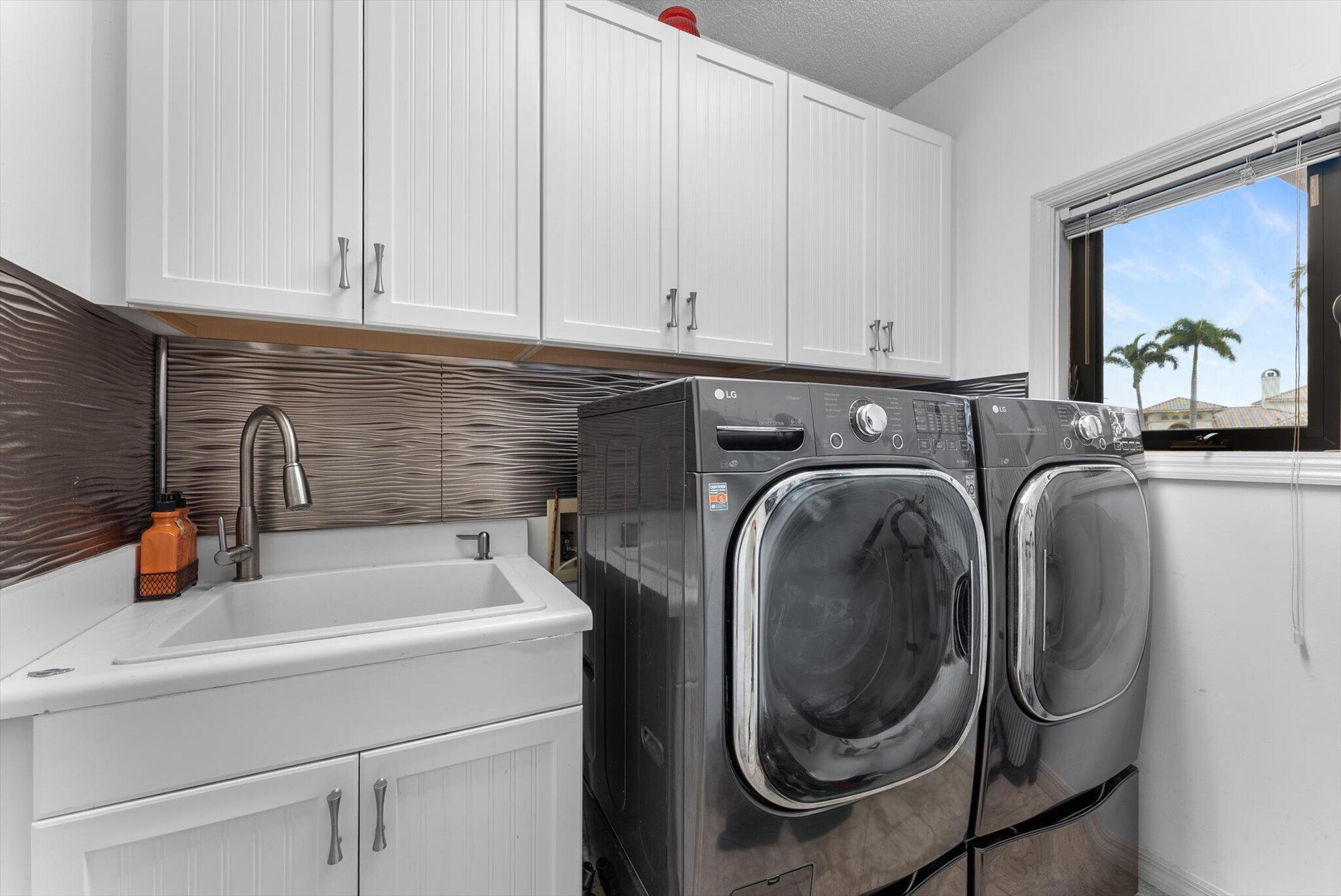 7276 Sidonia Court Boca Raton, FL 33433 - Photo 43 of 60 Laundry