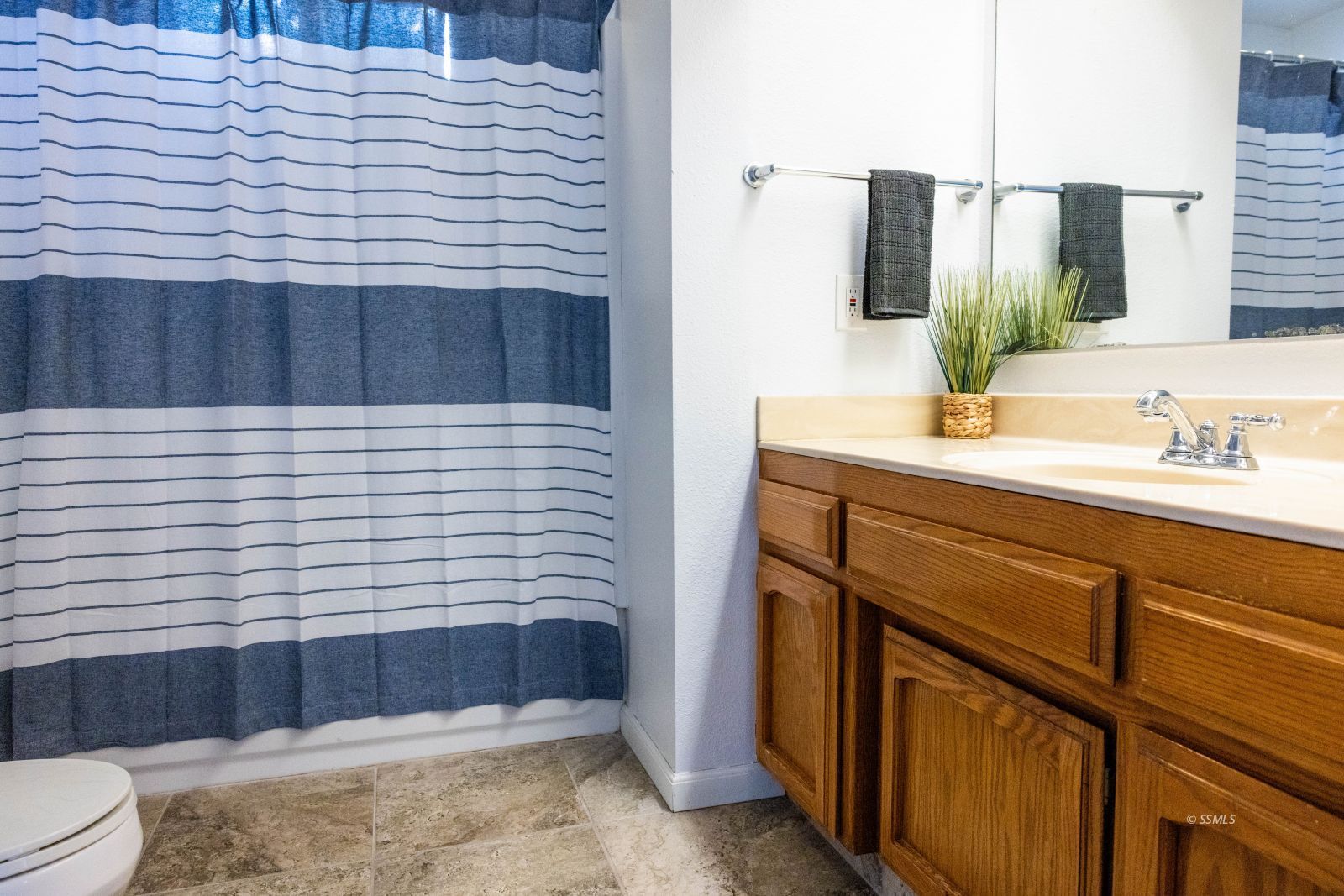 820 East California Avenue Ridgecrest, CA 93555 - Photo 12 of 22 Gallery Image 12