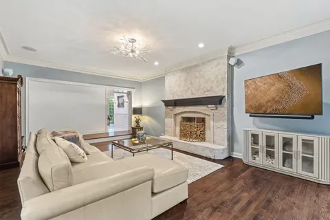 $2,295,000 | 1110 Fox Glen Drive, St. Charles, IL 60174