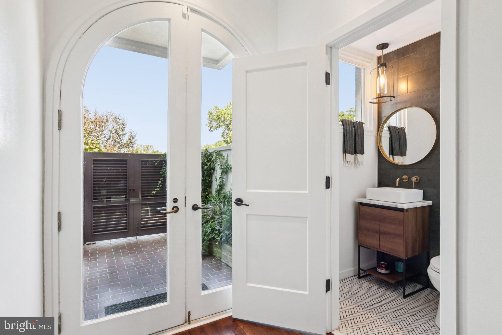 6 Avignon Devon, PA 19333 - Photo 13 of 61 1st flr powder room