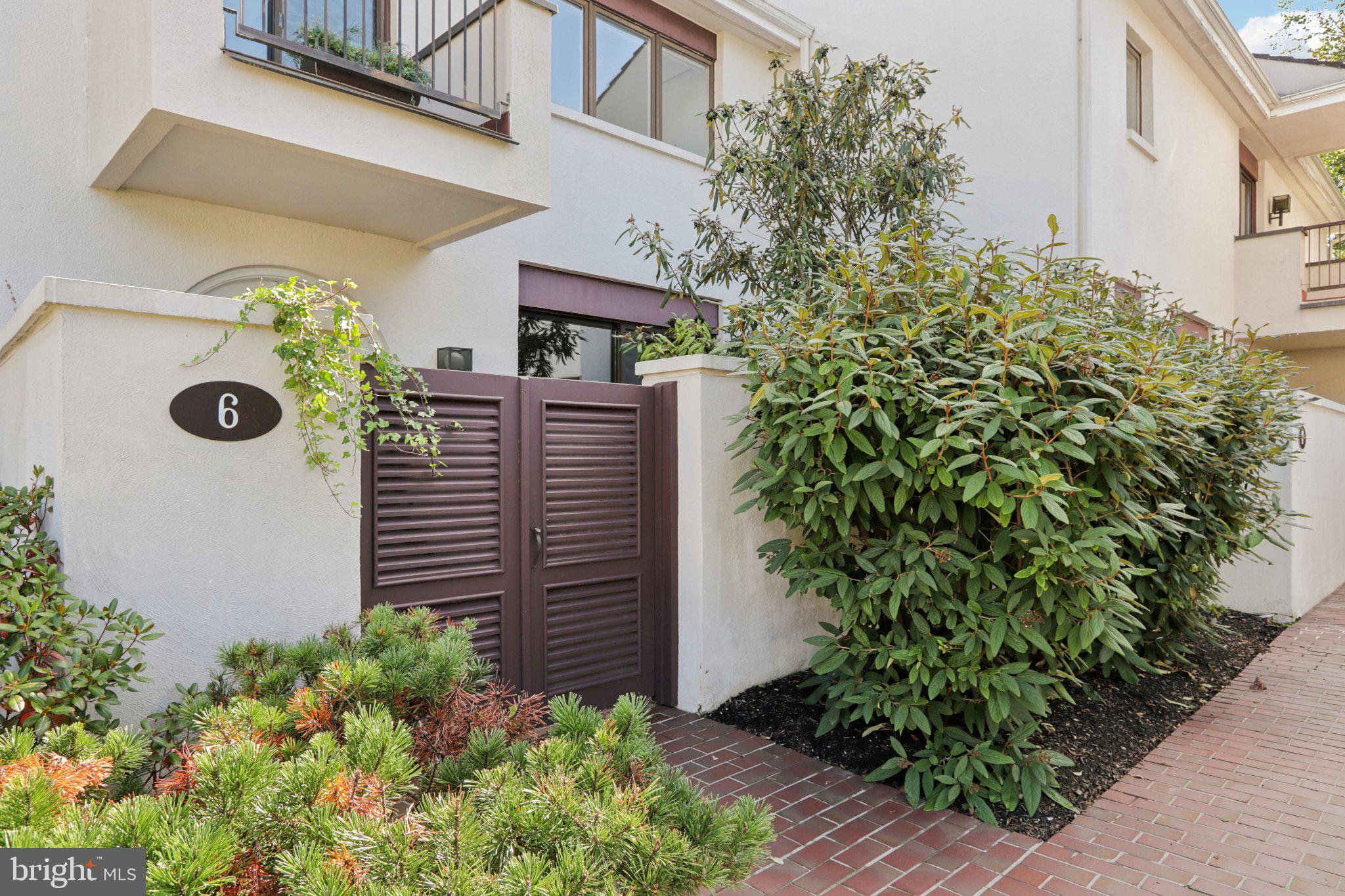 6 Avignon Devon, PA 19333 - Photo 2 of 61 Courtyard Entry