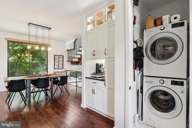 $695,000 | 6 Avignon, Devon, PA 19333