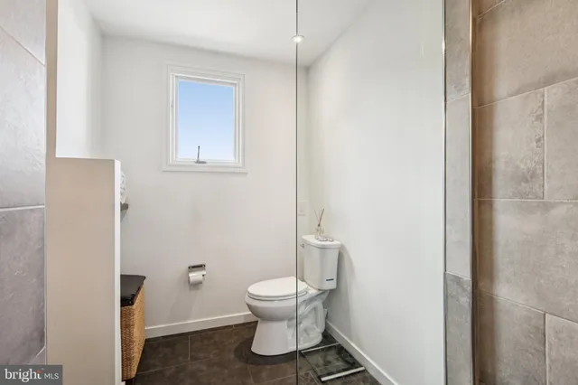 $695,000 | 6 Avignon, Devon, PA 19333