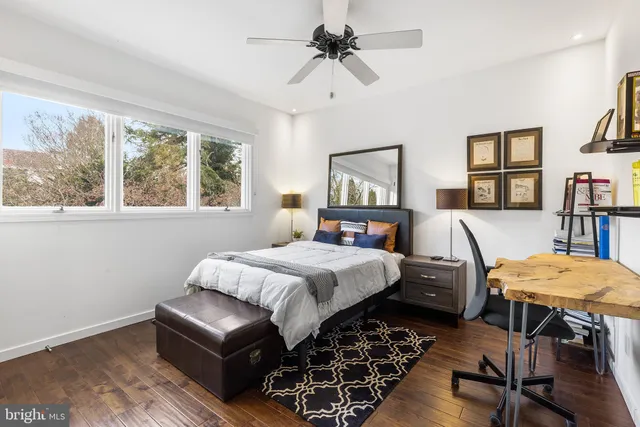 $695,000 | 6 Avignon, Devon, PA 19333