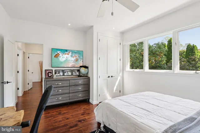 $695,000 | 6 Avignon, Devon, PA 19333