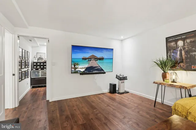 $695,000 | 6 Avignon, Devon, PA 19333