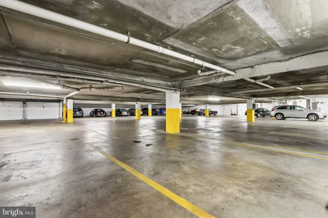 $695,000 | 6 Avignon, Devon, PA 19333