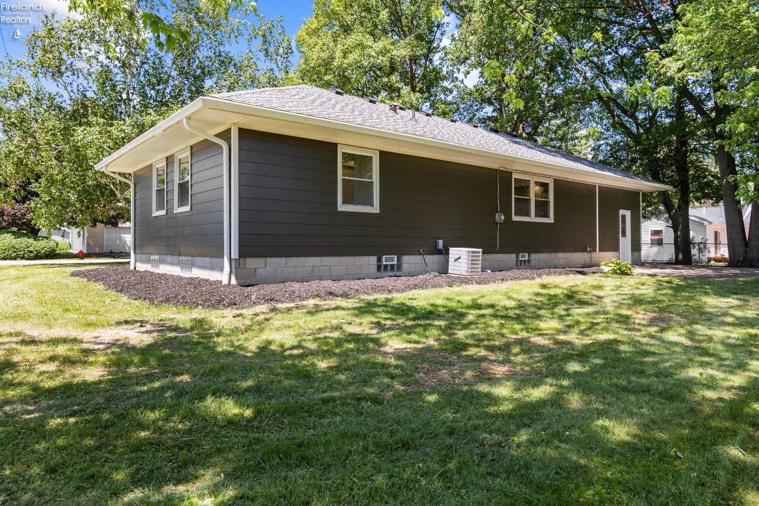 324 Magnolia Road Huron, OH 44839 - Photo 37 of 40 Gallery Image 37